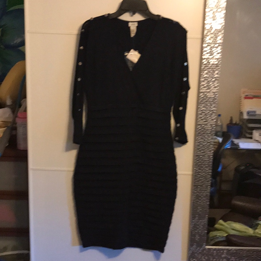 Cache dress - Picture 2 of 7